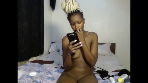 Snapshot of tempting_vibe chatting on 05-04-26, 05:53 tempting_vibe online show from 05-04-26, 05:53