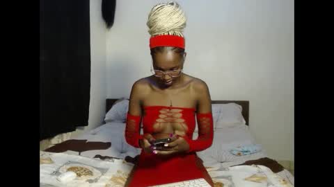 Snapshot of tempting_vibe chatting on 05-06-26, 06:02 tempting_vibe online show from 05-06-26, 06:02
