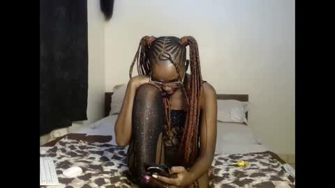 Snapshot of tempting_vibe chatting on 05-09-26, 10:48 tempting_vibe online show from 05-09-26, 10:48