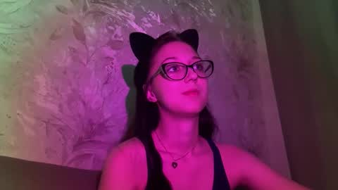 Snapshot of temptingvision chatting on 12-02-25, 05:19 temptingvision online show from 12-02-25, 05:19