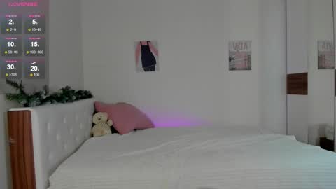 Snapshot of tender_babyy chatting on 01-26-25, 05:23 Sexy girl Li online show from 01-26-25, 05:23