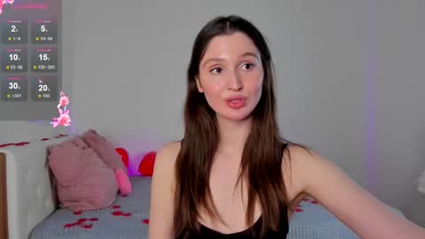 Snapshot of tender_babyy chatting on 02-13-25, 05:44 Sexy girl Li online show from 02-13-25, 05:44