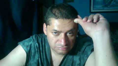 Snapshot of tender_eldelatienda chatting on 09-09-25, 02:11 Fabio Canavaro online show from 09-09-25, 02:11