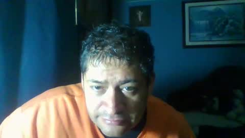 Snapshot of tender_eldelatienda chatting on 10-20-25, 02:34 Fabio Canavaro online show from 10-20-25, 02:34