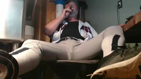 Tennredneck online show from 04-29-26, 02:04