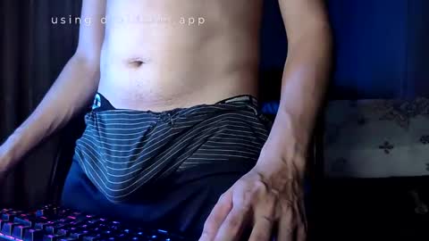 Snapshot of tenshi747 chatting on 02-23-25, 11:58 tenshi747 online show from 02-23-25, 11:58