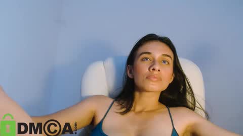 Lisa online show from 12-18-25, 09:43