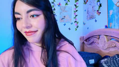 Snapshot of teresa_moon chatting on 10-12-25, 06:07  TERESA  Give me a good rating if you enjoy my show  online show from 10-12-25, 06:07
