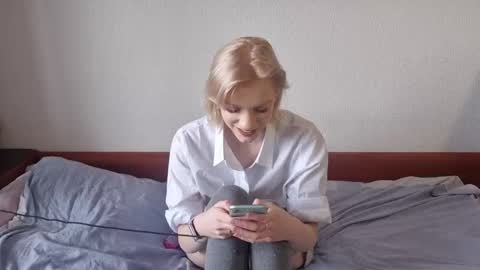 Snapshot of teresagerula chatting on 02-15-26, 07:38 Anna online show from 02-15-26, 07:38