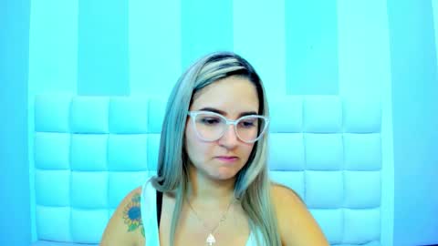 Teresa online show from 09-24-25, 02:04