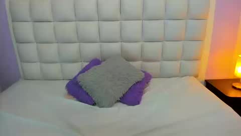 Teresa online show from 03-20-26, 02:33