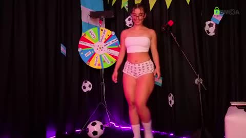 teresa  help me reach 100 like online show from 07-17-26, 02:07
