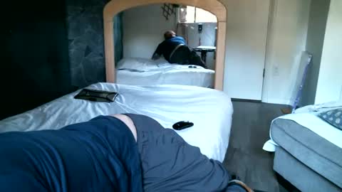 Axle online show from 12-17-24, 10:00