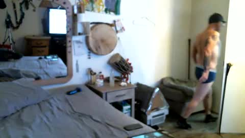 Axle online show from 02-07-25, 04:16