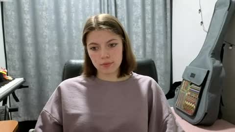 Snapshot of terranaufzinger chatting on 05-21-26, 08:16 Anny Simpson online show from 05-21-26, 08:16