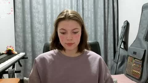 Snapshot of terranaufzinger chatting on 05-26-26, 08:38 Anny Simpson online show from 05-26-26, 08:38