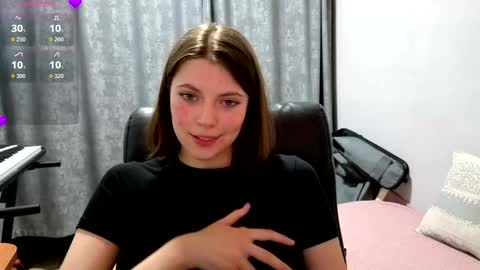 Snapshot of terranaufzinger chatting on 06-08-26, 01:28 Anny Simpson online show from 06-08-26, 01:28