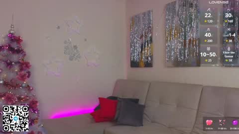 Tessa online show from 12-19-24, 05:18