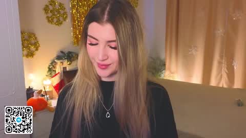 Tessa online show from 12-29-24, 08:22