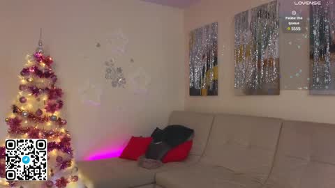 Tessa online show from 01-12-25, 05:13