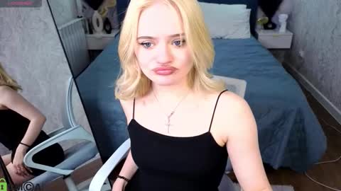 Snapshot of tessa_ashe chatting on 03-04-26, 08:53 Tessa online show from 03-04-26, 08:53