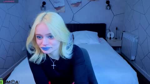 Snapshot of tessa_ashe chatting on 03-09-26, 09:02 Tessa online show from 03-09-26, 09:02