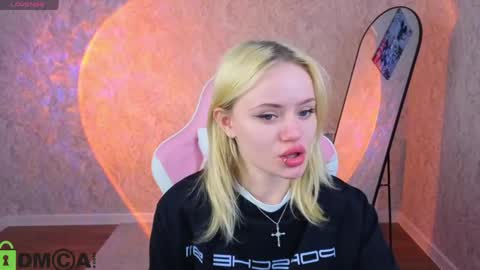 Tessa online show from 04-14-26, 09:15