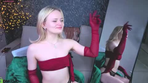 Snapshot of tessa_ashe chatting on 04-26-26, 04:04 Tessa online show from 04-26-26, 04:04
