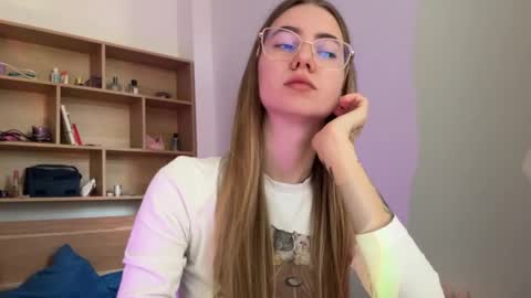 tessa_calmness online show from 04-10-26, 05:45