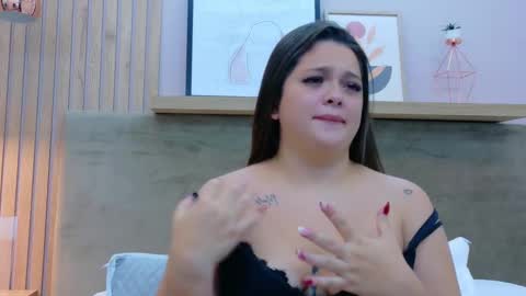 tessa stones online show from 10-18-25, 05:54