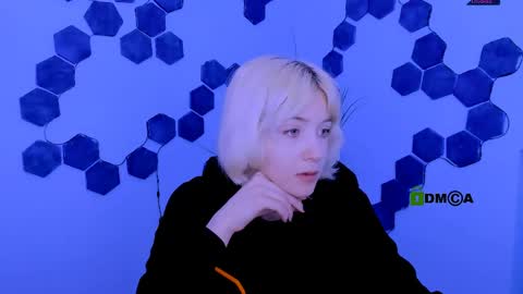 Snapshot of tessa_tea chatting on 03-27-26, 09:42 tessa_tea online show from 03-27-26, 09:42