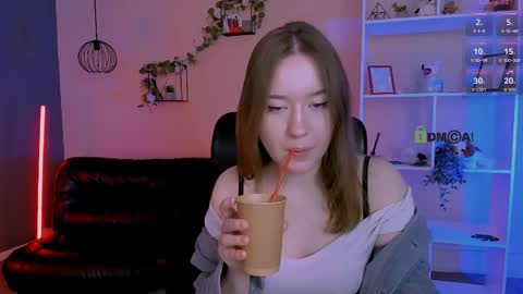 tessa_tea online show from 05-09-26, 08:52