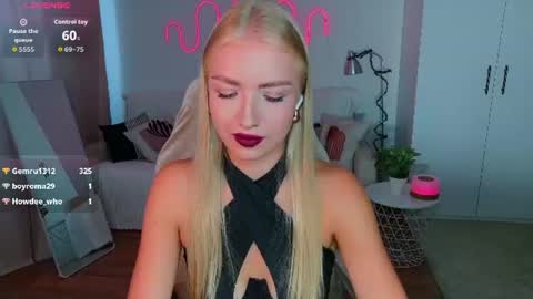 TessaHamilton online show from 07-12-26, 12:07