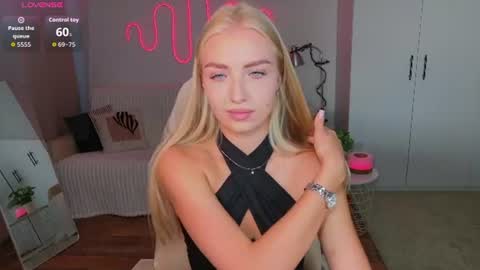TessaHamilton online show from 07-17-26, 11:06
