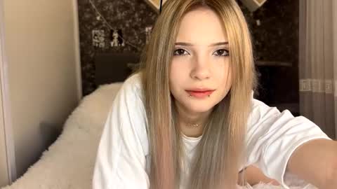 tessiebe online show from 03-04-26, 08:42