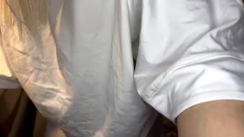 tessiebe online show from 03-05-26, 03:19