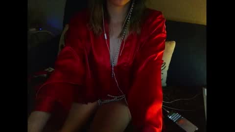 Snapshot of tetherbelle chatting on 04-17-26, 04:04 tetherbelle online show from 04-17-26, 04:04