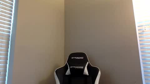 tevvdaren online show from 10-30-25, 12:50