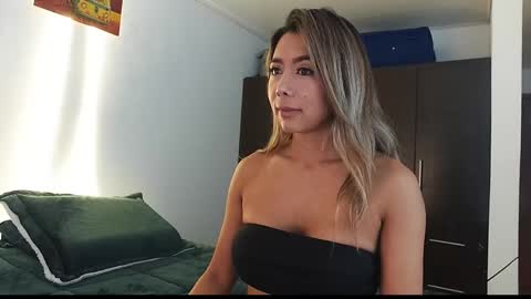 Snapshot of texas_curvykitten chatting on 05-24-26, 11:37 texas_curvykitten online show from 05-24-26, 11:37