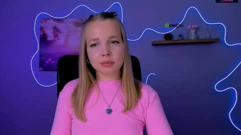 Snapshot of teya_starling chatting on 05-17-26, 07:39 teya_starling online show from 05-17-26, 07:39