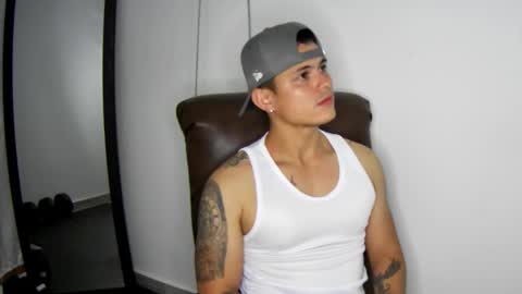 Snapshot of teylor_fel chatting on 01-13-25, 03:34 Teylor Fel online show from 01-13-25, 03:34
