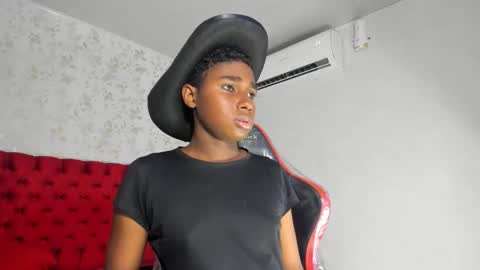 teylor_lovee online show from 02-05-26, 08:57