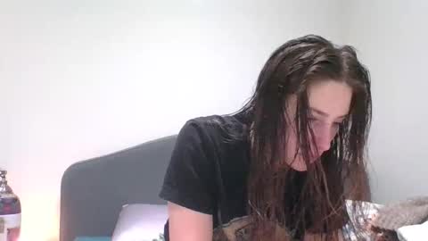 Tessa online show from 02-05-26, 05:01