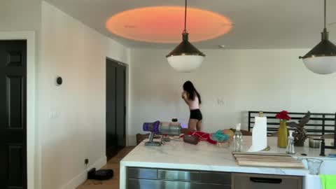 babygirlmami online show from 06-21-26, 08:33