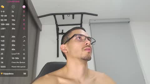 Snapshot of th_russ chatting on 02-01-25, 02:37 INSTAGRAM Th1rss online show from 02-01-25, 02:37