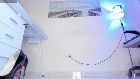 Thais online show from 04-22-26, 01:01