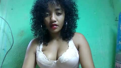 thalia1810 online show from 12-05-25, 09:18