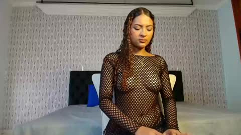 Thalia or Lia online show from 02-25-25, 05:47