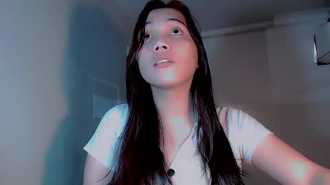 Snapshot of thalia_sunshine chatting on 12-26-24, 06:43 Thalia online show from 12-26-24, 06:43