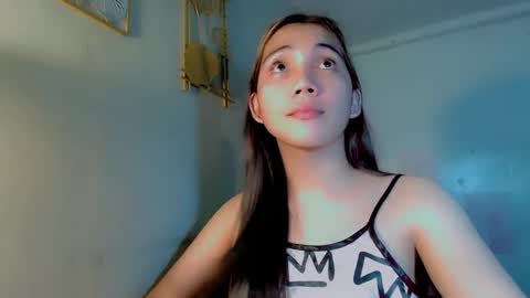 Snapshot of thalia_sunshine chatting on 11-06-25, 02:40 Thalia online show from 11-06-25, 02:40